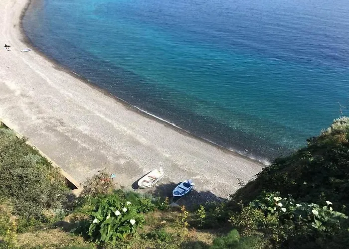 Via Roma 55 * Città di Lipari