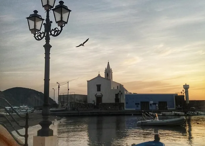 Via Roma 55 * ליפארי