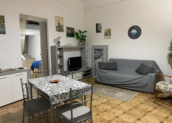 Via Roma 55 شقة ليباري